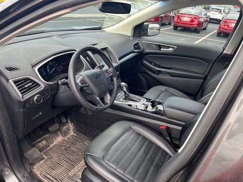 Used 2017 Ford Edge SEL w/ Equipment Group 201A AWD/4WD image 23