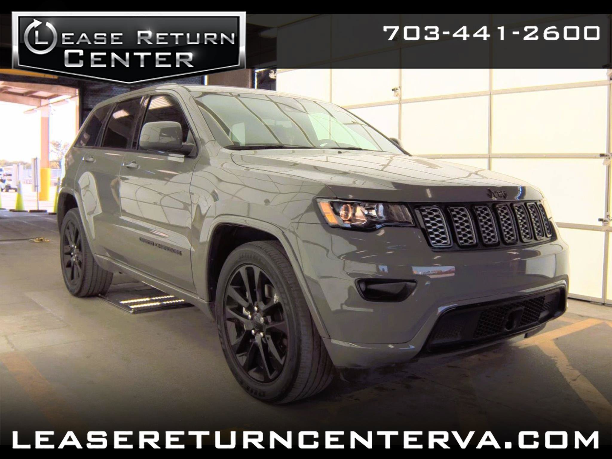 Used 2021 Jeep Grand Cherokee Laredo AWD/4WD image 1