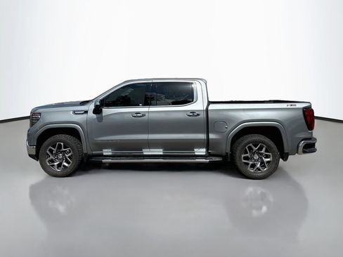 Used 2024 GMC Sierra 1500 SLT AWD/4WD image 4