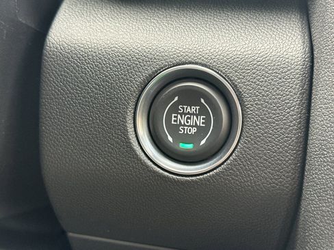 New 2026 GMC Acadia Elevation image 24