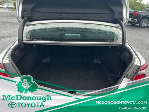 Used 2024 Toyota Camry LE FWD image 6