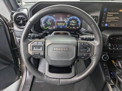 Certified 2024 Toyota Land Cruiser image 19