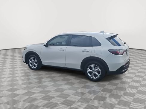 Certified 2025 Honda HR-V LX image 6