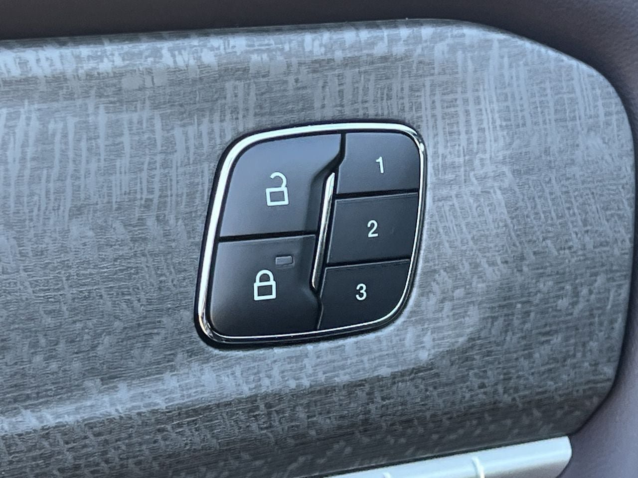 New 2026 Ford Explorer Platinum RWD image 18