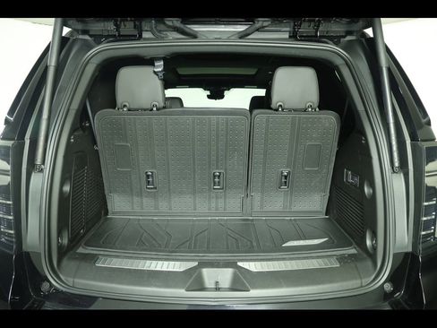 Used 2025 Chevrolet Tahoe High Country image 20