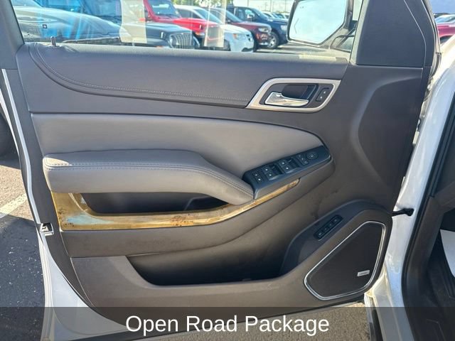Used 2017 GMC Yukon Denali w/ Open Road Package AWD/4WD image 10