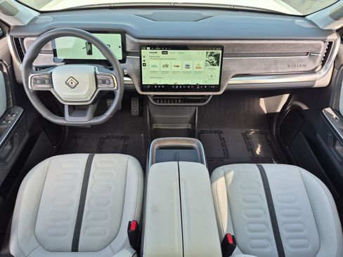 Used 2026 Rivian R1S Adventure AWD/4WD image 28