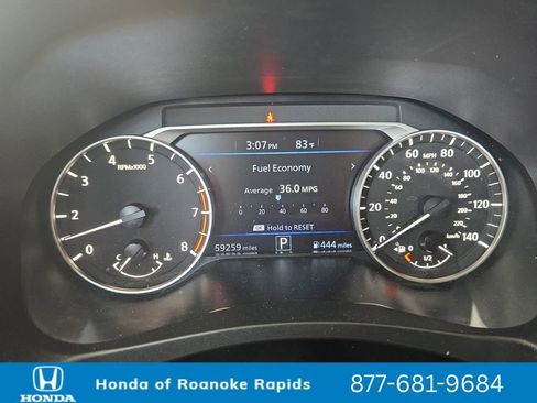 Used 2024 Nissan Altima 2.5 SV FWD image 14