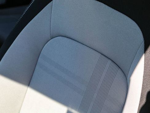 Certified 2026 Hyundai Venue SEL FWD image 21