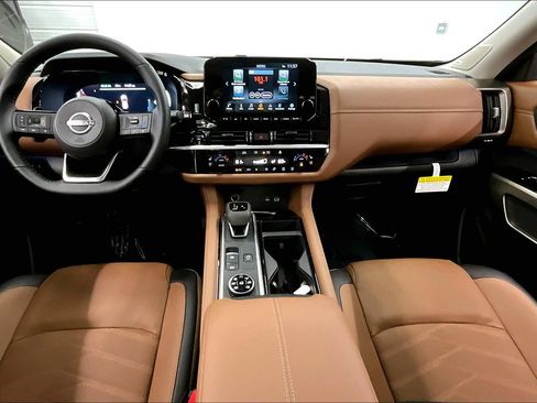 New 2025 Nissan Pathfinder Platinum w/ Cargo Package AWD/4WD image 6