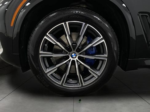 Used 2021 BMW X5 xDrive40i w/ M Sport Package AWD/4WD image 15