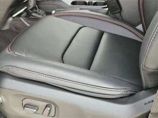 New 2026 Jeep Gladiator Rubicon video 4