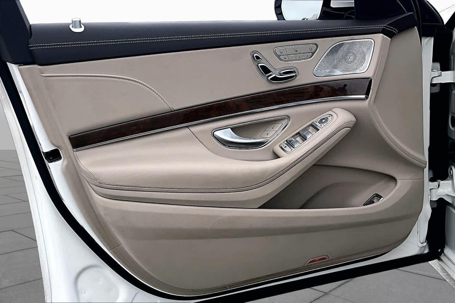 Used 2017 Mercedes-Benz S 550 4MATIC Sedan image 22