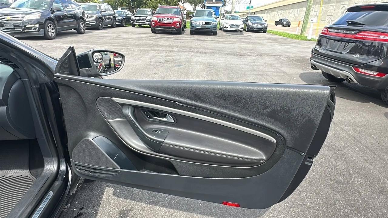 Used 2015 Volkswagen Eos Komfort FWD image 22