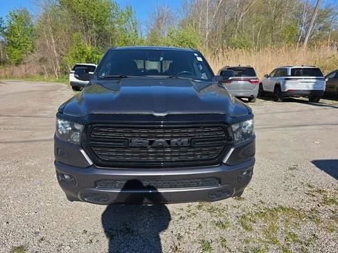 Used 2022 RAM 1500 Big Horn AWD/4WD image 3