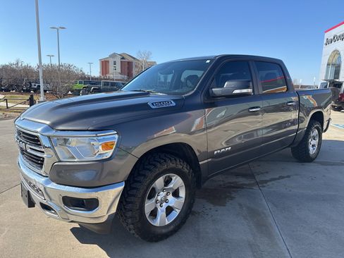 Used 2019 RAM 1500 Big Horn image 3