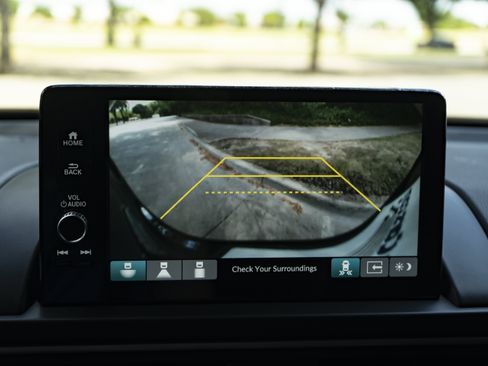 Used 2025 Honda Pilot EX-L image 32