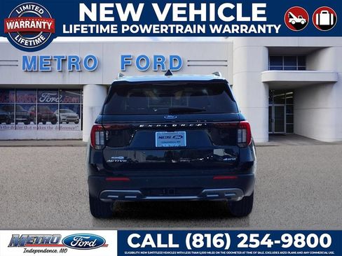 New 2026 Ford Explorer Active w/ Active Comfort Package AWD/4WD image 4