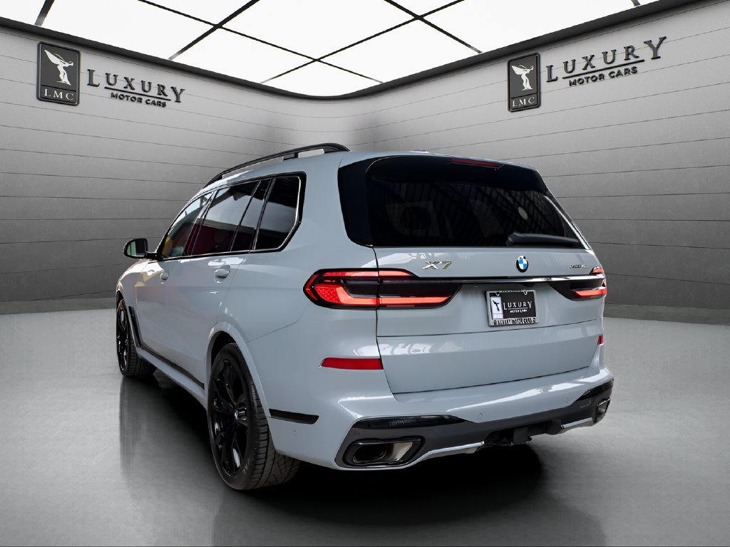 Used 2023 BMW X7 xDrive40i w/ Executive Package AWD/4WD image 6