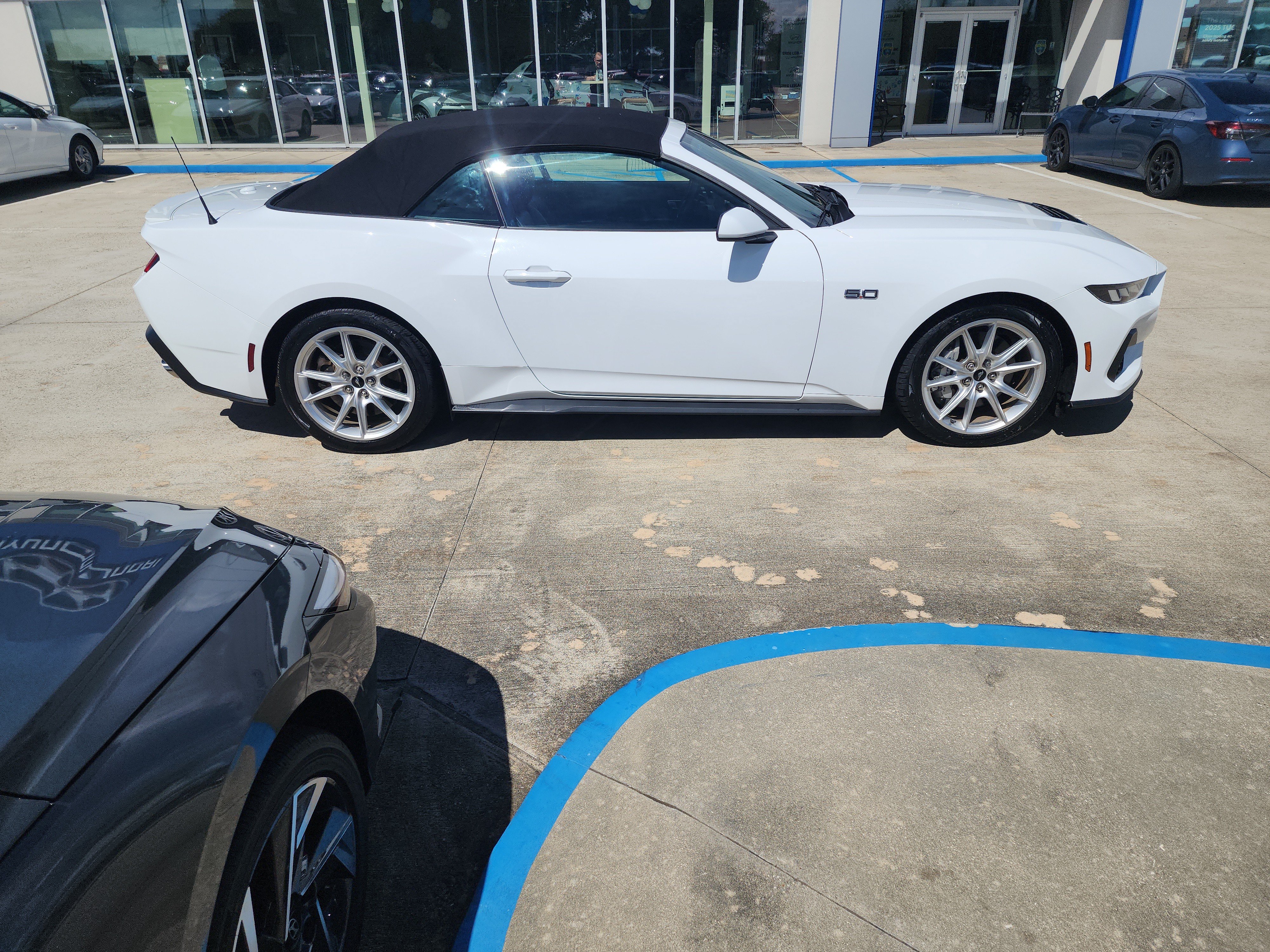 Used 2024 Ford Mustang GT Premium RWD image 6