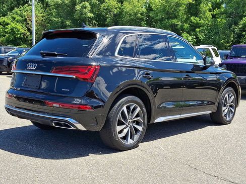 Used 2023 Audi Q5 2.0T Premium Plus w/ Premium Plus Package AWD/4WD image 6
