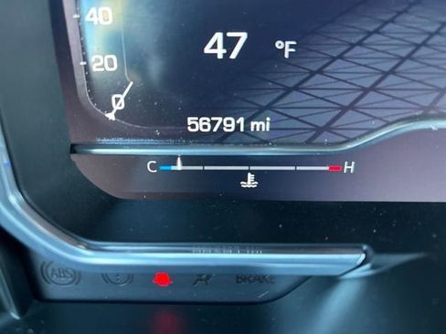 Used 2024 GMC Sierra 1500 AT4 w/ Technology Package image 16