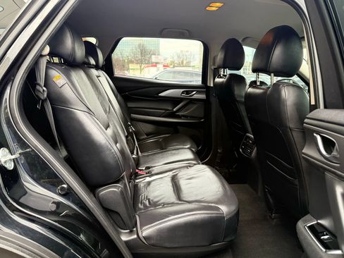 Used 2018 MAZDA CX-9 Touring AWD/4WD image 32