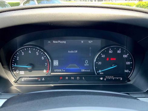 Used 2022 Ford Explorer XLT w/ Equipment Group 202A image 25