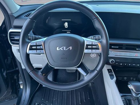 Used 2023 Kia Telluride S image 14