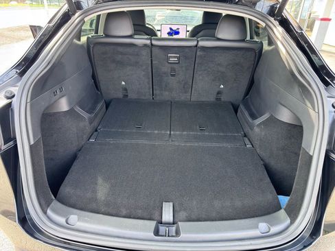 Used 2025 Tesla Model Y Long Range image 33