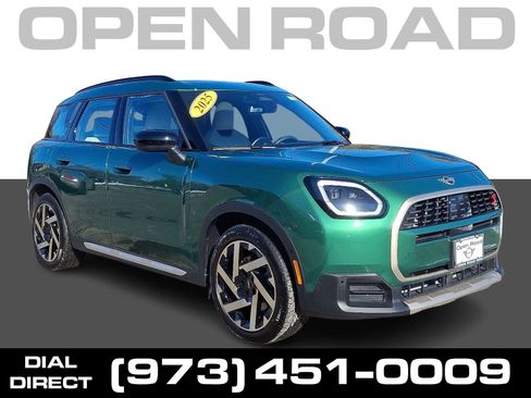 Used 2025 MINI Cooper Countryman S image 1