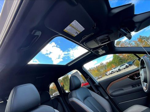 Used 2025 Subaru Forester Sport image 17