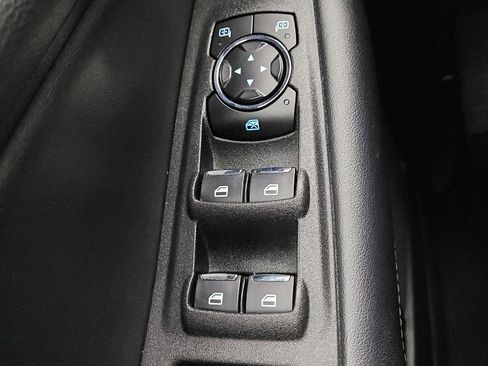 Used 2023 Ford Edge SEL image 27