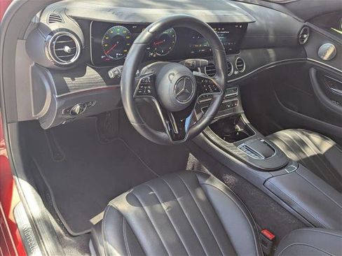 Used 2022 Mercedes-Benz E 350 Sedan image 2