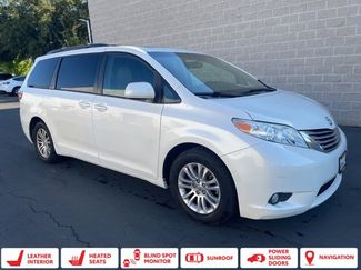 Used 2015 Toyota Sienna XLE image 1