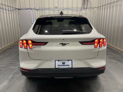 Used 2025 Ford Mustang Mach-E Premium image 21
