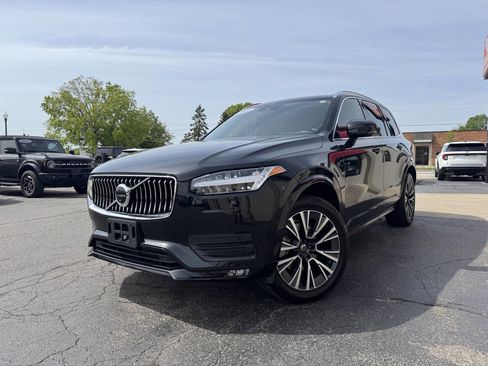 Used 2022 Volvo XC90 T6 Momentum w/ Advanced Package AWD/4WD image 2