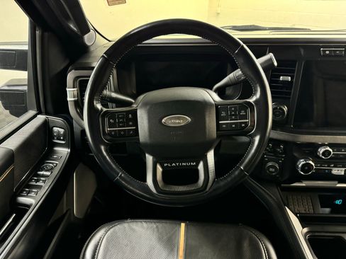 Used 2024 Ford F350 Platinum image 15