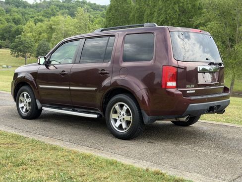 Used 2010 Honda Pilot Touring image 12