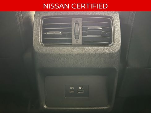 Certified 2023 Nissan Rogue SV image 34