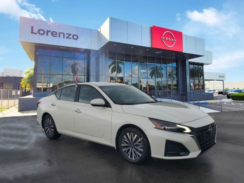 New 2025 Nissan Altima 2.5 SV w/ SV Premium Package image 3