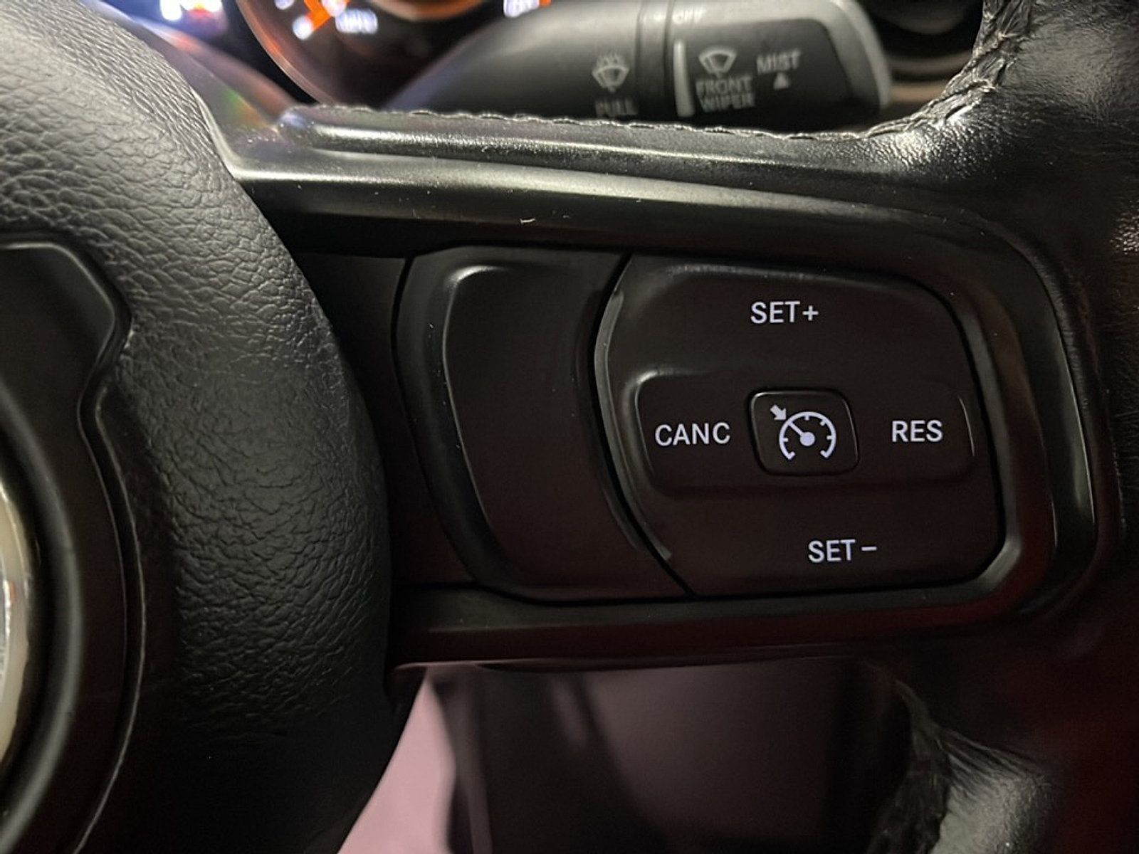 Used 2020 Jeep Gladiator Sport w/ Quick Order Package 24S AWD/4WD image 7