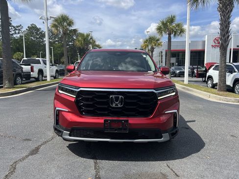 Used 2023 Honda Pilot Elite image 3