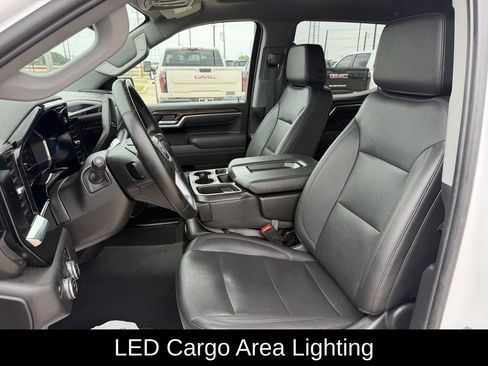Used 2025 GMC Sierra 1500 SLT RWD image 31