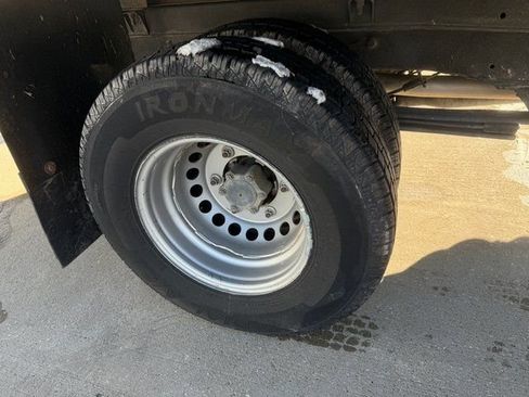 Used 2016 Freightliner Sprinter 3500 image 7