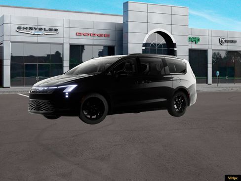 New 2027 Chrysler Pacifica Limited AWD/4WD image 2