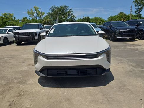 New 2026 Kia K4 FWD image 3