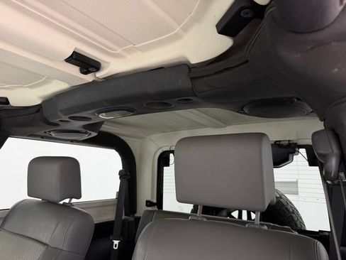 Used 2008 Jeep Wrangler X AWD/4WD image 29