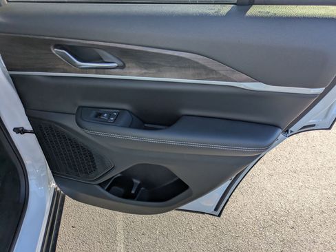 New 2026 Jeep Grand Cherokee Altitude image 25