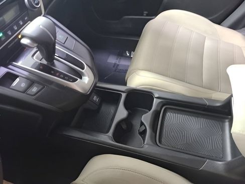 Certified 2018 Honda CR-V LX image 28